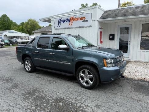 Used 2012 Chevrolet Avalanche LTZ AWD/4WD image 1