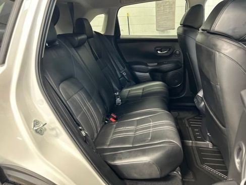 Certified 2024 Honda HR-V EX-L image 20