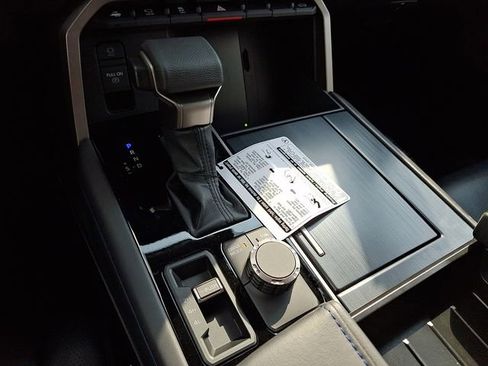 New 2026 Toyota Tundra Platinum AWD/4WD image 7