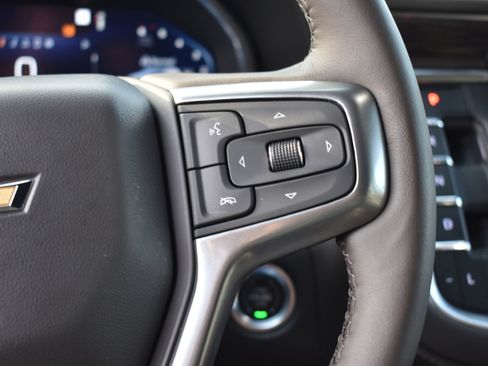 Used 2022 Chevrolet Tahoe LT w/ Luxury Package image 15