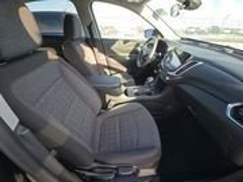 Used 2023 Chevrolet Equinox LT image 15