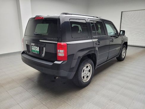 Used 2017 Jeep Patriot Sport w/ Power Value Group FWD image 9