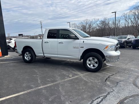 Used 2017 RAM 1500 Classic SLT image 5