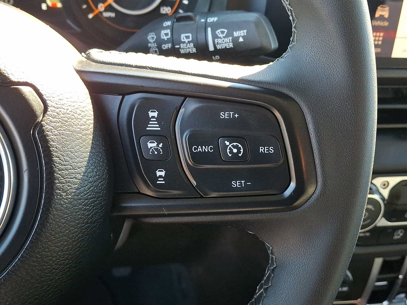 Used 2026 Jeep Wrangler Unlimited Rubicon AWD/4WD image 22