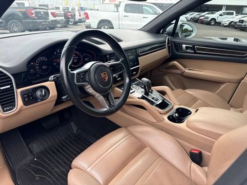 Used 2019 Porsche Cayenne AWD/4WD image 9