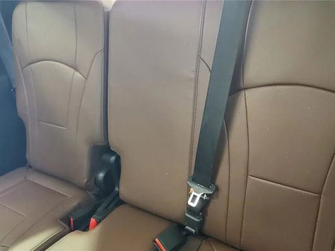 Used 2018 Buick Enclave Avenir w/ Avenir Technology Package image 36