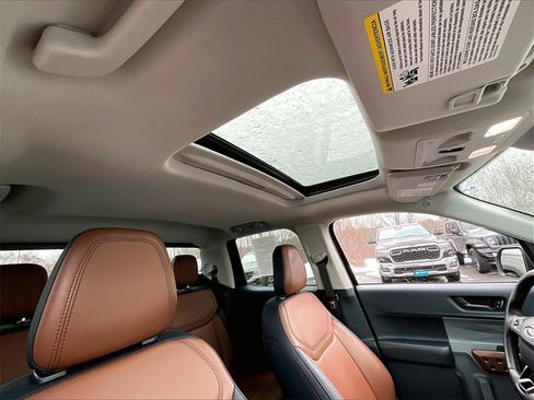 Used 2024 Ford Maverick Lariat image 21