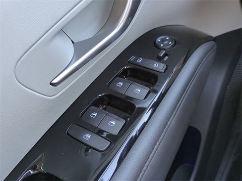 Certified 2024 Hyundai Tucson Limited image 25