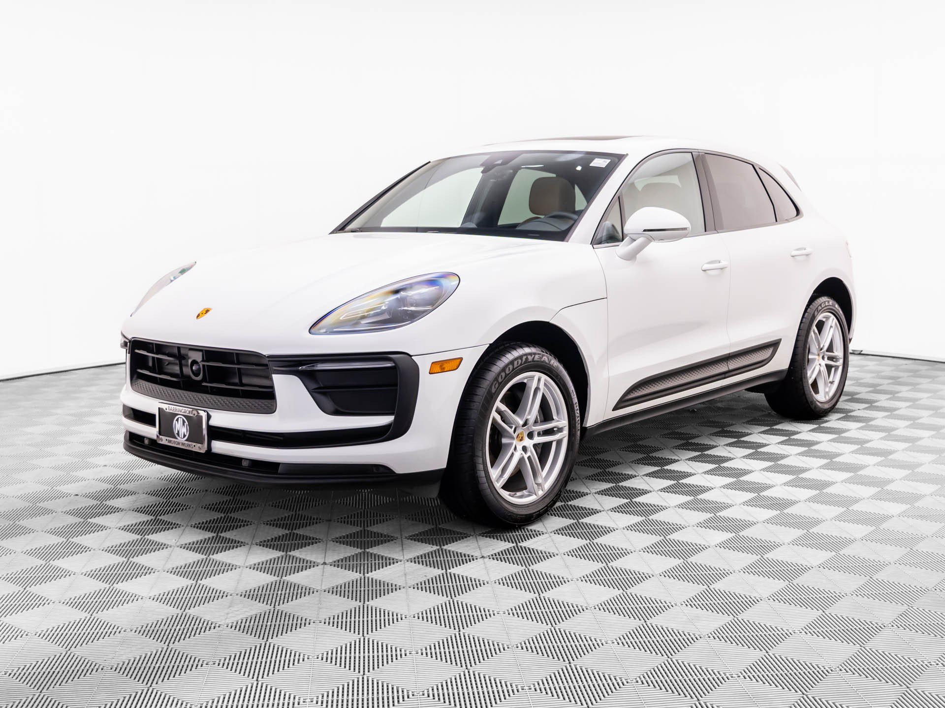 Certified 2023 Porsche Macan AWD/4WD 360° Tour