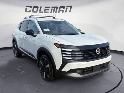 New 2026 Nissan Kicks SR w/ Cold Weather Package image 7