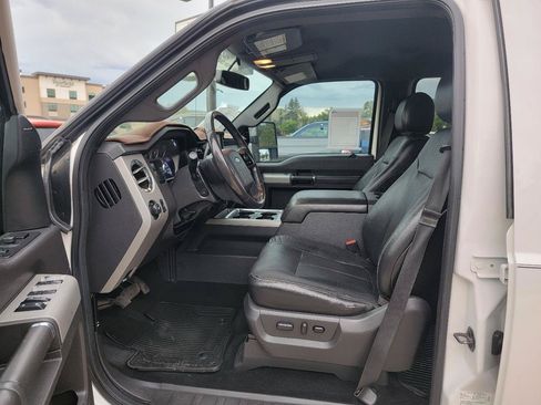 Used 2015 Ford F250 Lariat w/ Chrome Package AWD/4WD image 6