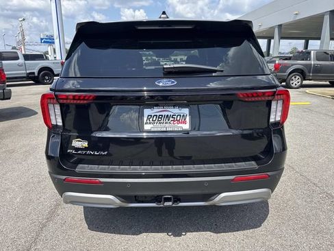 Used 2025 Ford Explorer Platinum RWD image 6