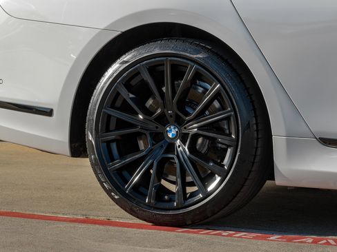 Used 2022 BMW 750i xDrive 750i xDrive w/ Executive Package image 58