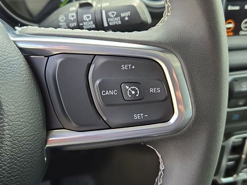 Used 2023 Jeep Wrangler Unlimited Sahara w/ Dual Top Group AWD/4WD image 24