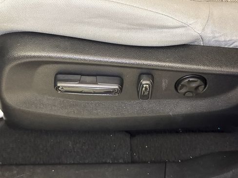 Used 2019 Honda CR-V EX image 21