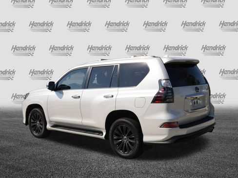 Used 2023 Lexus GX 460 Premium w/ Accessory Package AWD/4WD image 7