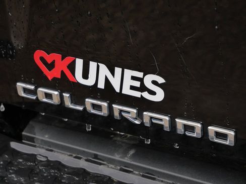 Used 2024 Chevrolet Colorado ZR2 image 23