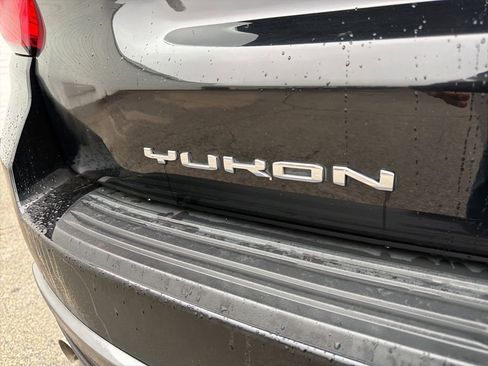 Used 2023 GMC Yukon XL Denali Ultimate AWD/4WD image 18