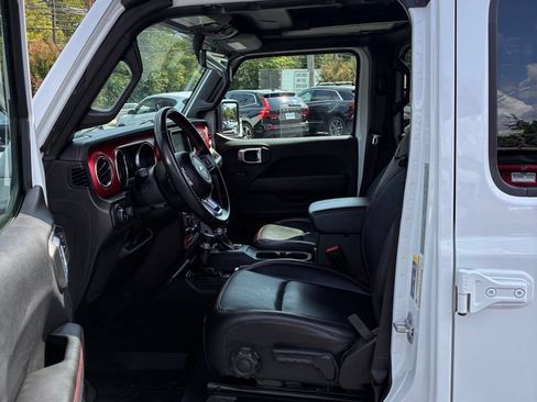 Used 2022 Jeep Wrangler Unlimited Rubicon AWD/4WD image 28