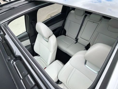 New 2026 Hyundai Tucson Limited image 23