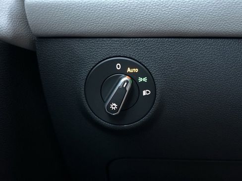 New 2026 Volkswagen Taos S image 29