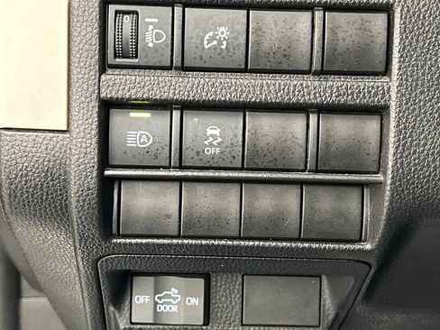 Used 2024 Toyota Tacoma TRD Off-Road AWD/4WD image 34