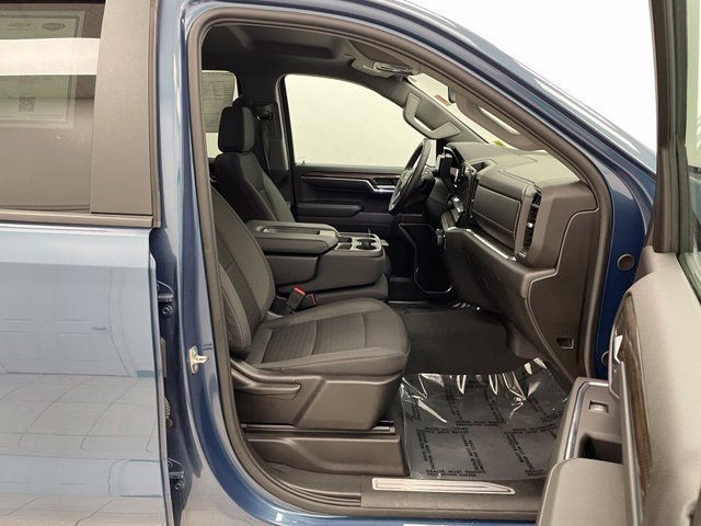 Certified 2024 Chevrolet Silverado 1500 LT AWD/4WD image 16