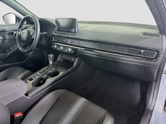 Used 2025 Honda Civic Sport image 29