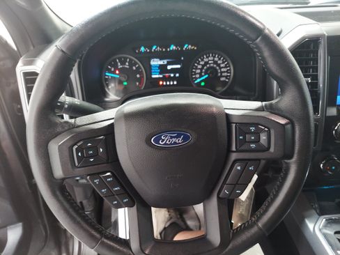 Used 2019 Ford F150 XLT w/ Equipment Group 302A Luxury AWD/4WD image 9