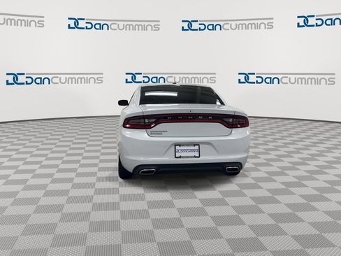 Used 2022 Dodge Charger SXT image 7