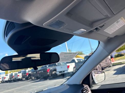 Used 2022 Ford Escape SE w/ Convenience Package image 44