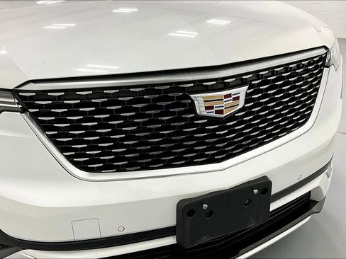 Used 2021 Cadillac XT6 Premium Luxury image 38