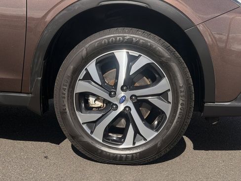 Used 2020 Subaru Outback Limited w/ Popular Package #2 image 9