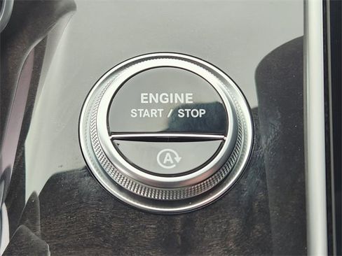 Certified 2024 Mercedes-Benz S 580 4MATIC Sedan image 29