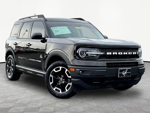 Used 2021 Ford Bronco Sport Outer Banks AWD/4WD image 3