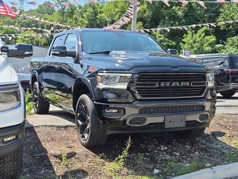 Used 2019 RAM 1500 Laramie AWD/4WD image 3