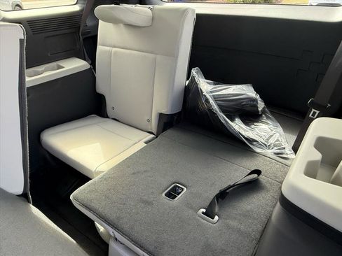 New 2026 Hyundai Santa Fe SE FWD image 12
