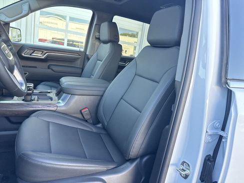 New 2026 GMC Sierra 1500 SLT w/ SLT Premium Package AWD/4WD image 10