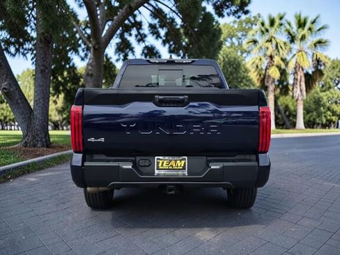 Used 2022 Toyota Tundra SR5 w/ SR5 Premium Package image 6