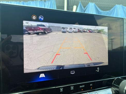 Used 2024 Chevrolet Colorado W/T w/ Advanced Trailering Package RWD image 20