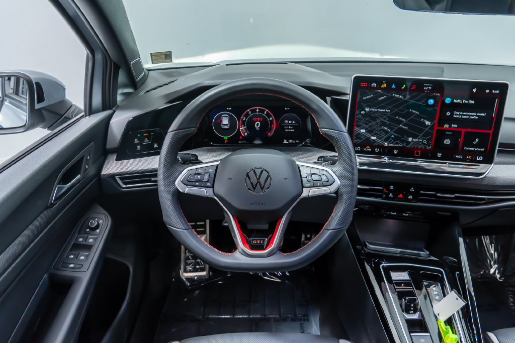 Used 2025 Volkswagen GTI Autobahn FWD image 15