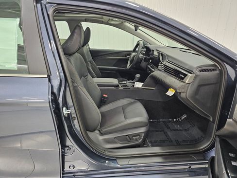 New 2026 Toyota Camry XLE image 7