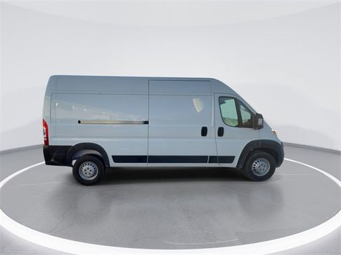 New 2025 RAM ProMaster 2500 w/ Convenience Group image 9