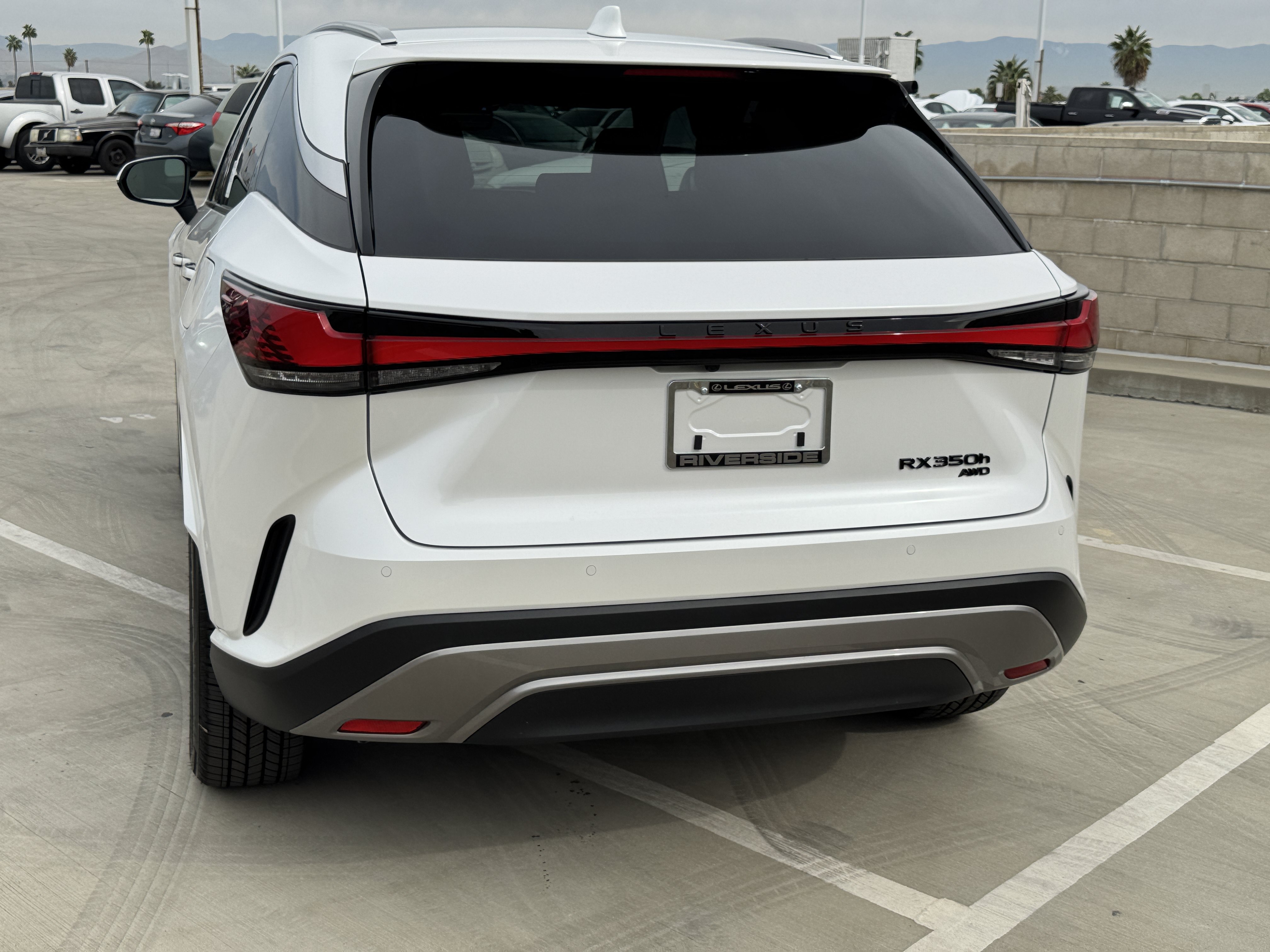 New 2026 Lexus RX 350h AWD/4WD image 8