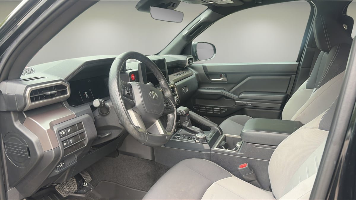 Used 2024 Toyota Tacoma TRD Off-Road AWD/4WD image 13