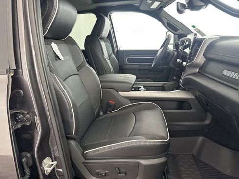 New 2025 RAM 2500 Laramie AWD/4WD image 22