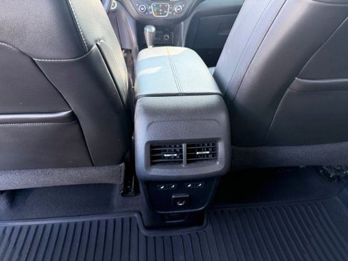 Used 2019 Chevrolet Equinox Premier image 13