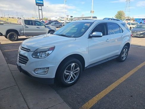 Used 2017 Chevrolet Equinox Premier w/ Enhanced Convenience Package image 9