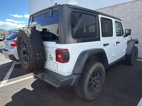 Used 2024 Jeep Wrangler Unlimited Sport AWD/4WD image 2