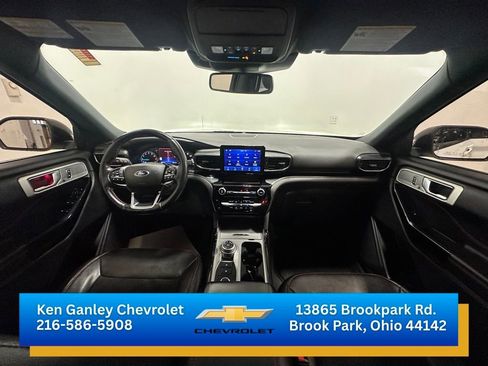 Used 2022 Ford Explorer ST-Line AWD/4WD image 25
